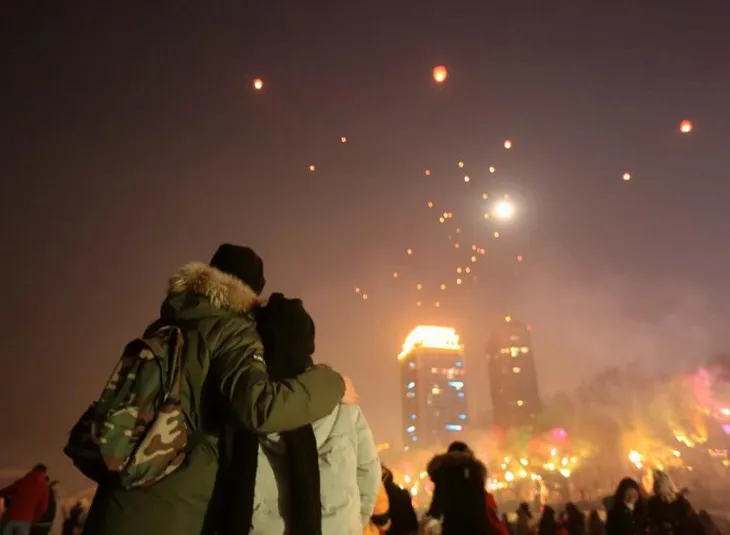 Những hình ảnh tuyệt đẹp tại các quốc gia chào đón năm mới 2018 - Ảnh 19. Những hình ảnh tuyệt đẹp tại các quốc gia chào đón năm mới 2018 - Ảnh 19.