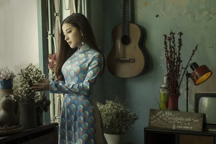Á quân Sao Mai 2017 Phan Ngọc Ánh hóa thân thành Cô Ba Sài Gòn - Ảnh 9. Á quân Sao Mai 2017 Phan Ngọc Ánh hóa thân thành Cô Ba Sài Gòn - Ảnh 9.