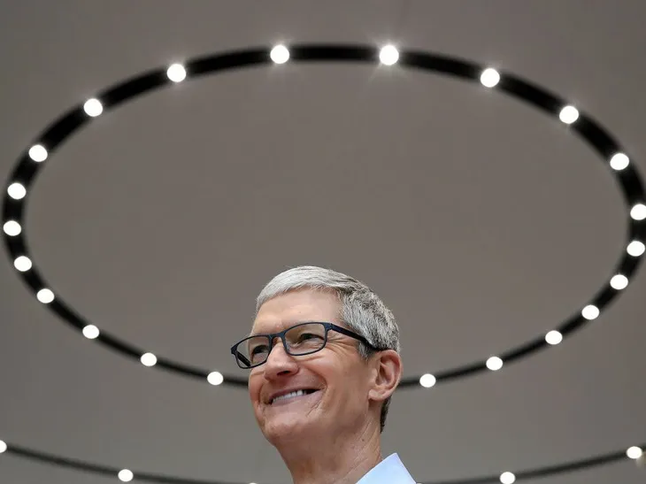 Giàu có nhất thế giới, nhưng Apple lại... rất hiếm tỷ phú - Ảnh 2. Giàu có nhất thế giới, nhưng Apple lại... rất hiếm tỷ phú - Ảnh 2.
