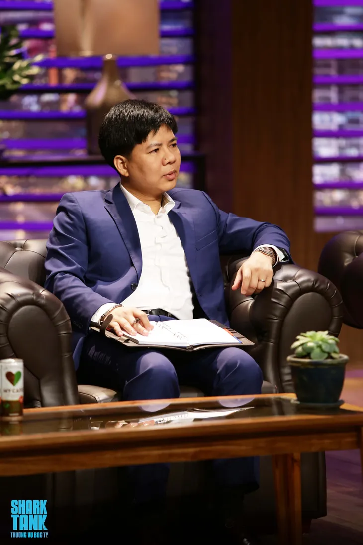 Chuyện khởi nghiệp “mặc áo rộng” của Shark Thủy - Ảnh 1. Chuyện khởi nghiệp “mặc áo rộng” của Shark Thủy - Ảnh 1.