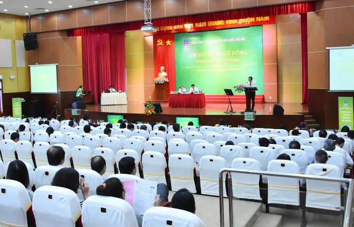 PVFCCo đáp ứng đủ số lượng Thành viên HĐQT độc lập - Ảnh 1. PVFCCo đáp ứng đủ số lượng Thành viên HĐQT độc lập - Ảnh 1.