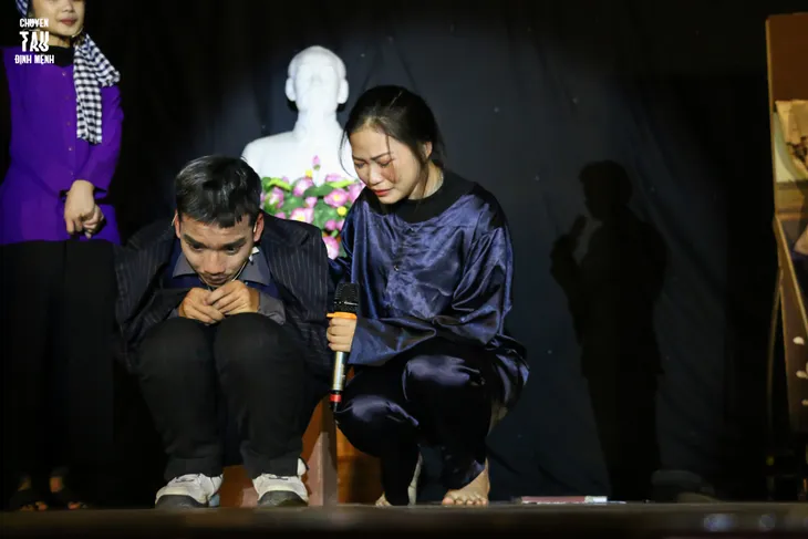 Đêm Liveshow Kịch 2019 đầy ý nghĩa của sinh viên Báo chí - Ảnh 6. Đêm Liveshow Kịch 2019 đầy ý nghĩa của sinh viên Báo chí - Ảnh 6.