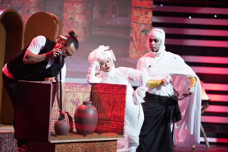 Ô hay gì thế này: ST, Hari Won phá hit của mình vì lý do đặc biệt này - Ảnh 4. Ô hay gì thế này: ST, Hari Won phá hit của mình vì lý do đặc biệt này - Ảnh 4.
