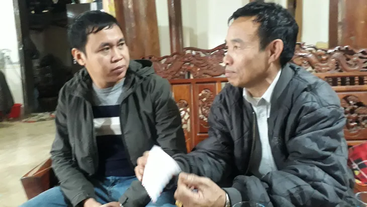 Tạm giữ 3 cán bộ quản lý thị trường bị tố “làm luật” - Ảnh 1.