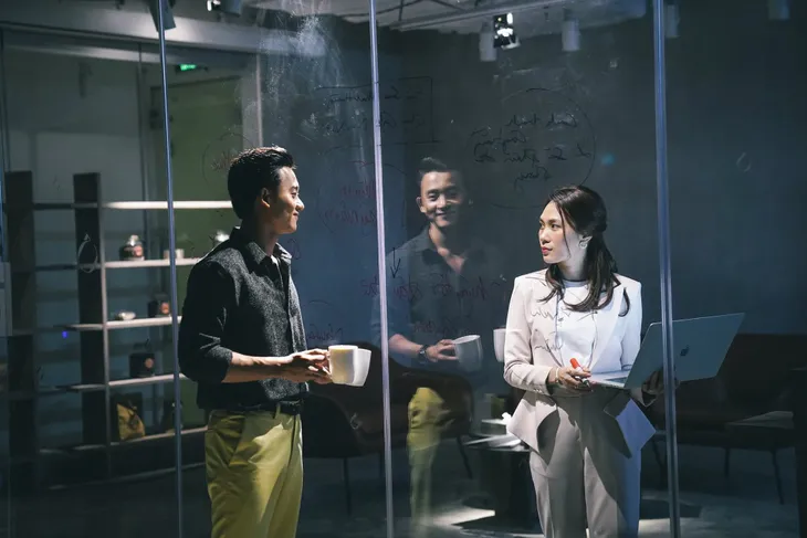 Mỹ Tâm khoe gu thời trang đẳng cấp trong Chị trợ lý của anh - Ảnh 1. Mỹ Tâm khoe gu thời trang đẳng cấp trong Chị trợ lý của anh - Ảnh 1.