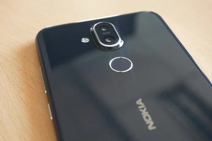 Đập hộp Nokia 8.1 - smartphone chạy Snapdragon 710 có giá rẻ nhất tại Việt Nam - Ảnh 5. Đập hộp Nokia 8.1 - smartphone chạy Snapdragon 710 có giá rẻ nhất tại Việt Nam - Ảnh 5.