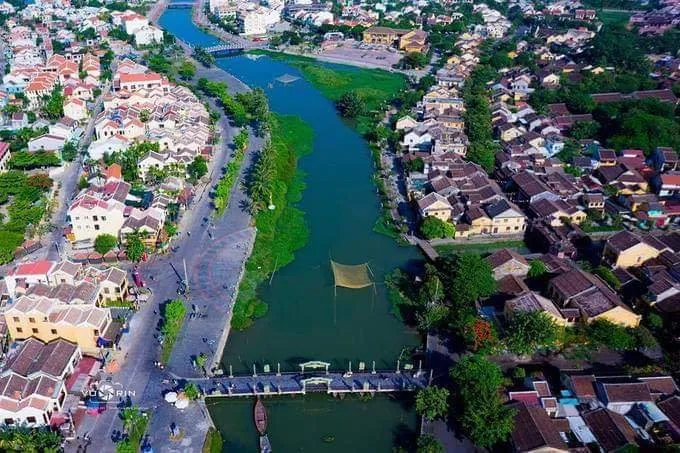 Nhìn từ trên cao Hội An lung linh như một bức tranh - Ảnh 4. Nhìn từ trên cao Hội An lung linh như một bức tranh - Ảnh 4.