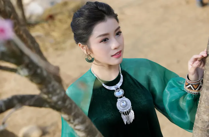 Sao mai Thu Hằng: Tôi tham gia thiện nguyện không phải để đánh bóng tên tuổi - Ảnh 2. Sao mai Thu Hằng: Tôi tham gia thiện nguyện không phải để đánh bóng tên tuổi - Ảnh 2.
