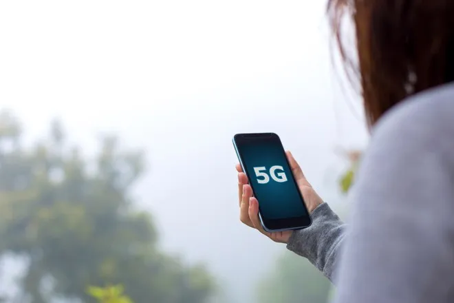 Ngành smartphone suy thoái sau một thập kỷ rực rỡ - Ảnh 2. Ngành smartphone suy thoái sau một thập kỷ rực rỡ - Ảnh 2.