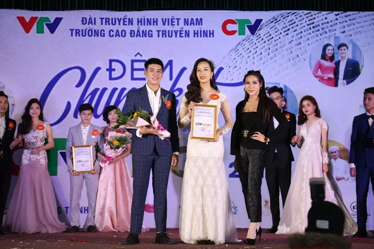 Sinh viên Cao đẳng Truyền hình tỏa sáng trong đêm Chung kết CTV Wings 2019 - Ảnh 5. Sinh viên Cao đẳng Truyền hình tỏa sáng trong đêm Chung kết CTV Wings 2019 - Ảnh 5.