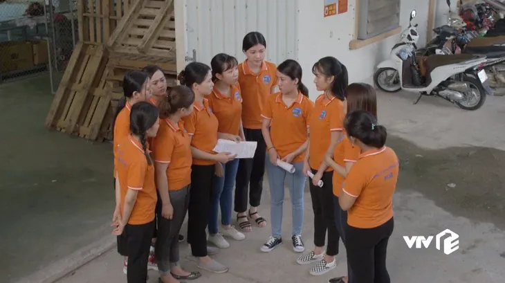 Những cô gái trong thành phố - Tập 9: Hết đường chối tội, Hoa - Lý ngậm ngùi chịu đuổi việc - Ảnh 2. Những cô gái trong thành phố - Tập 9: Hết đường chối tội, Hoa - Lý ngậm ngùi chịu đuổi việc - Ảnh 2.