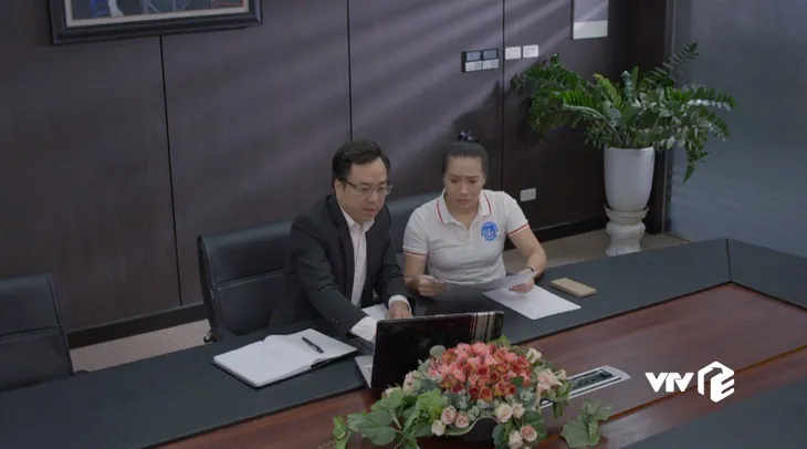 Những cô gái trong thành phố - Tập 9: Hết đường chối tội, Hoa - Lý ngậm ngùi chịu đuổi việc - Ảnh 3. Những cô gái trong thành phố - Tập 9: Hết đường chối tội, Hoa - Lý ngậm ngùi chịu đuổi việc - Ảnh 3.