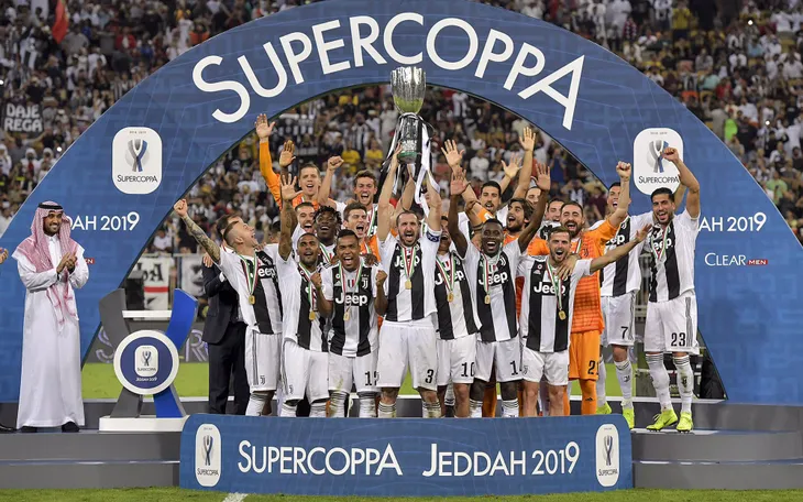 Ronaldo giúp Juventus giành Siêu Cúp Italia - Ảnh 1. Ronaldo giúp Juventus giành Siêu Cúp Italia - Ảnh 1.