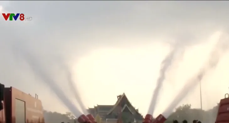 Thái Lan làm mưa nhân tạo giải quyết ô nhiễm không khí - Ảnh 1. Thái Lan làm mưa nhân tạo giải quyết ô nhiễm không khí - Ảnh 1.