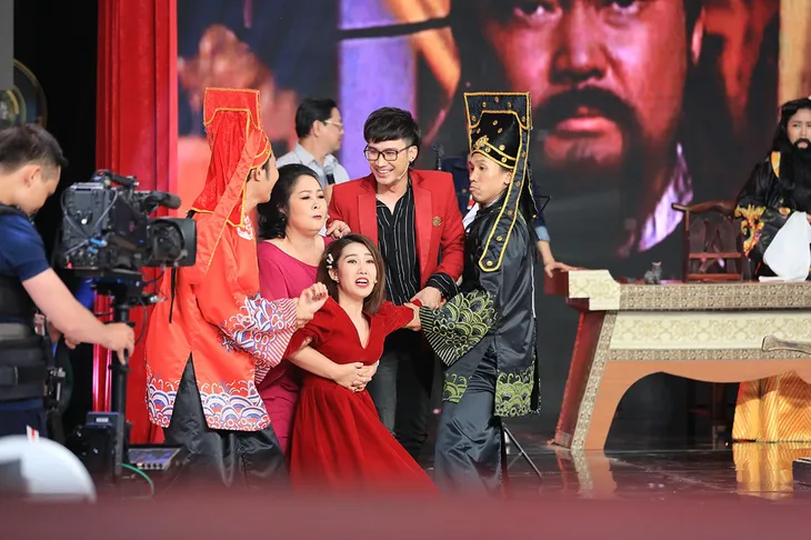 Lộ diện nhân vật lồng tiếng nhân vật Bao Thanh Thiên thập niên 90 - Ảnh 4. Lộ diện nhân vật lồng tiếng nhân vật Bao Thanh Thiên thập niên 90 - Ảnh 4.