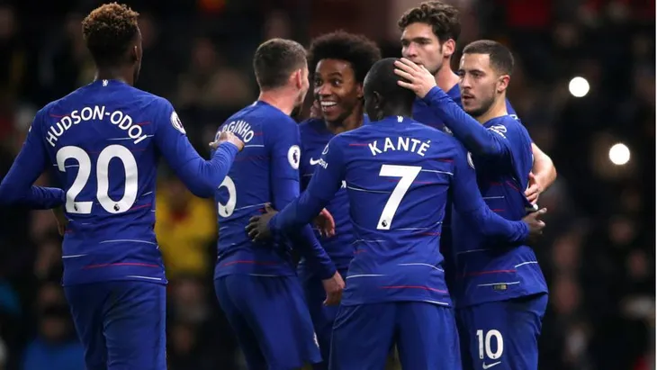 Loạt trận Ngoại hạng Anh rạng sáng ngày 03/01: Man Utd nối dài chuỗi trận ấn tượng? - Ảnh 1. Loạt trận Ngoại hạng Anh rạng sáng ngày 03/01: Man Utd nối dài chuỗi trận ấn tượng? - Ảnh 1.