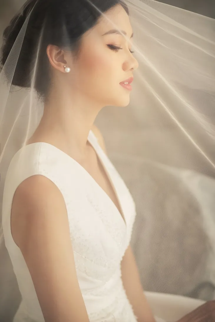 Á hậu Thanh Tú tung ảnh cưới hậu kết hôn với chồng đại gia - Ảnh 8. Á hậu Thanh Tú tung ảnh cưới hậu kết hôn với chồng đại gia - Ảnh 8.
