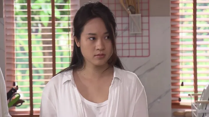Mẹ ơi, Bố đâu rồi? - Tập 35: Ông Mạnh (NS Hoàng Sơn) giận dữ khi cháu ngoại mang họ bố - Ảnh 3. Mẹ ơi, Bố đâu rồi? - Tập 35: Ông Mạnh (NS Hoàng Sơn) giận dữ khi cháu ngoại mang họ bố - Ảnh 3.
