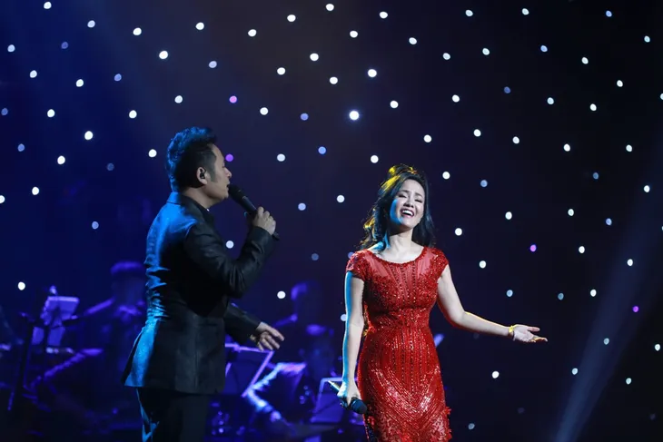 Những khoảnh khắc lắng đọng trong Live concert Đánh thức tầm xuân của nhạc sĩ Dương Thụ tại Hà Nội - Ảnh 3.