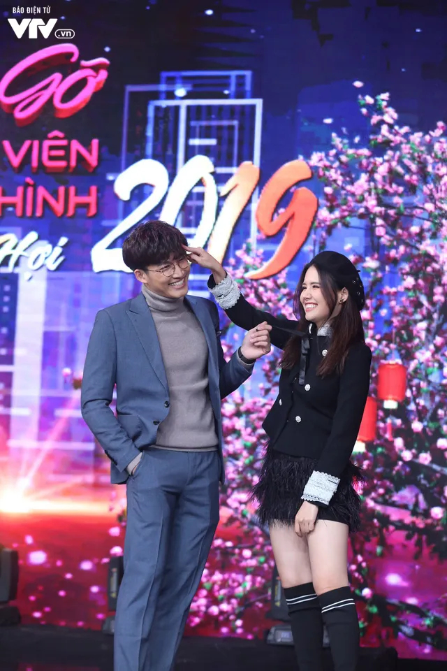 Phanh Lee làm người tình mùa đông ngọt ngào bên Đình Tú - Ảnh 3. Phanh Lee làm người tình mùa đông ngọt ngào bên Đình Tú - Ảnh 3.