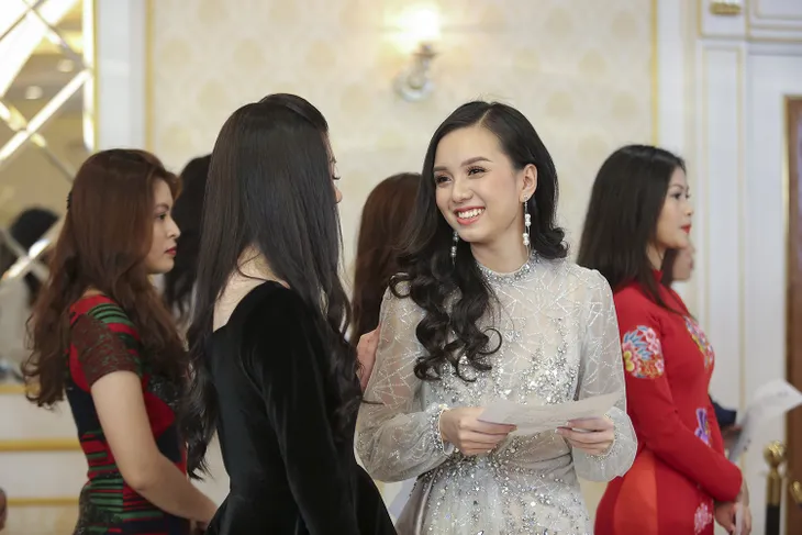 Bạn gái Trọng Đại gây chú ý tại sơ khảo Hoa hậu Bản sắc Việt toàn cầu 2019 - Ảnh 11. Bạn gái Trọng Đại gây chú ý tại sơ khảo Hoa hậu Bản sắc Việt toàn cầu 2019 - Ảnh 11.