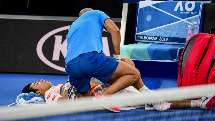 Australia mở rộng 2019: Nishikori bỏ cuộc, Djokovic dễ dàng vào bán kết - Ảnh 1. Australia mở rộng 2019: Nishikori bỏ cuộc, Djokovic dễ dàng vào bán kết - Ảnh 1.