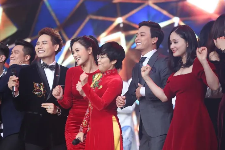 Dàn sao màn ảnh VTV “đổ bộ” chương trình “Gặp gỡ diễn viên truyền hình 2019” - Ảnh 9. Dàn sao màn ảnh VTV “đổ bộ” chương trình “Gặp gỡ diễn viên truyền hình 2019” - Ảnh 9.
