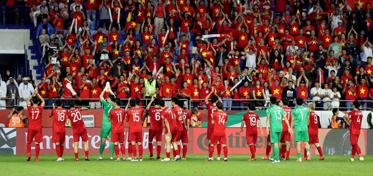 Asian Cup 2019: Màn trình diễn trên cả tuyệt vời samurai áo đỏ trước ĐT Nhật Bản - Ảnh 12. Asian Cup 2019: Màn trình diễn trên cả tuyệt vời samurai áo đỏ trước ĐT Nhật Bản - Ảnh 12.