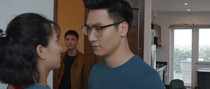 Chạy trốn thanh xuân - Tập 20: Phi ngậm ngùi quay bước khi thấy Nam hôn An, Châu đầy căm hận - Ảnh 4. Chạy trốn thanh xuân - Tập 20: Phi ngậm ngùi quay bước khi thấy Nam hôn An, Châu đầy căm hận - Ảnh 4.