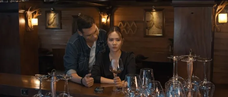 Chạy trốn thanh xuân - Tập 20: Phi ngậm ngùi quay bước khi thấy Nam hôn An, Châu đầy căm hận - Ảnh 5. Chạy trốn thanh xuân - Tập 20: Phi ngậm ngùi quay bước khi thấy Nam hôn An, Châu đầy căm hận - Ảnh 5.