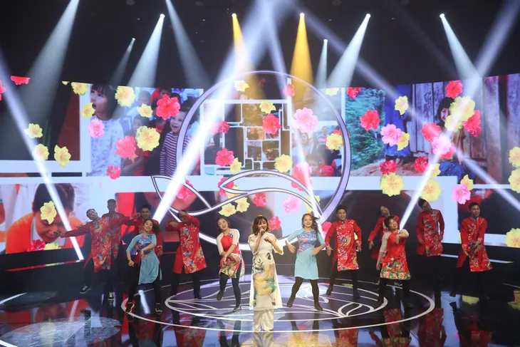 Gala Cặp lá yêu thương - Tết an bình: Ươm mầm hạnh phúc - Ảnh 2. Gala Cặp lá yêu thương - Tết an bình: Ươm mầm hạnh phúc - Ảnh 2.