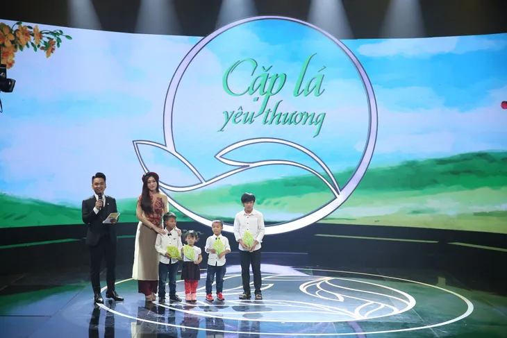 Gala Cặp lá yêu thương - Tết an bình: Ươm mầm hạnh phúc - Ảnh 3. Gala Cặp lá yêu thương - Tết an bình: Ươm mầm hạnh phúc - Ảnh 3.