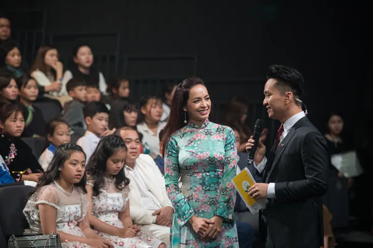 Gala Cặp lá yêu thương - Tết an bình: Ươm mầm hạnh phúc - Ảnh 8. Gala Cặp lá yêu thương - Tết an bình: Ươm mầm hạnh phúc - Ảnh 8.