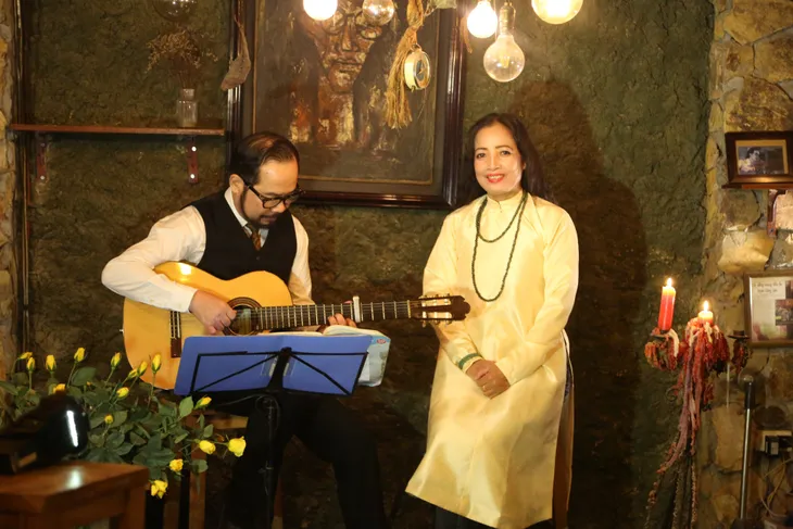 Vẻ đẹp Việt 2019 - Khám phá tinh hoa áo dài 3 miền qua từng thời kỳ - Ảnh 4. Vẻ đẹp Việt 2019 - Khám phá tinh hoa áo dài 3 miền qua từng thời kỳ - Ảnh 4.