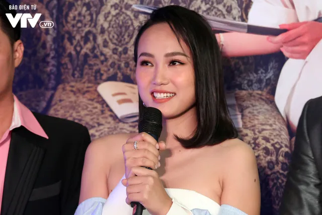 Mỹ Tâm tươi hết cỡ trong buổi ra mắt phim điện ảnh đầu tay tại Hà Nội - Ảnh 5. Mỹ Tâm tươi hết cỡ trong buổi ra mắt phim điện ảnh đầu tay tại Hà Nội - Ảnh 5.