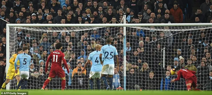Manchester City 2-1 Liverpool: Klopp nhận trận thua đầu tiên trong mùa giải - Ảnh 4. Manchester City 2-1 Liverpool: Klopp nhận trận thua đầu tiên trong mùa giải - Ảnh 4.