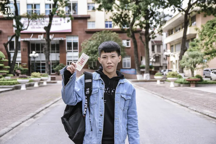 Đổi quà lấy vé xem kịch: Hoạt động thiện nguyện ý nghĩa của sinh viên Báo chí - Ảnh 5. Đổi quà lấy vé xem kịch: Hoạt động thiện nguyện ý nghĩa của sinh viên Báo chí - Ảnh 5.