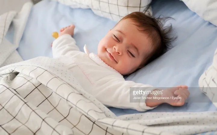 Bố cũng có thể dễ dàng ru bé ngủ với những bí kíp này - Ảnh 4. Bố cũng có thể dễ dàng ru bé ngủ với những bí kíp này - Ảnh 4.