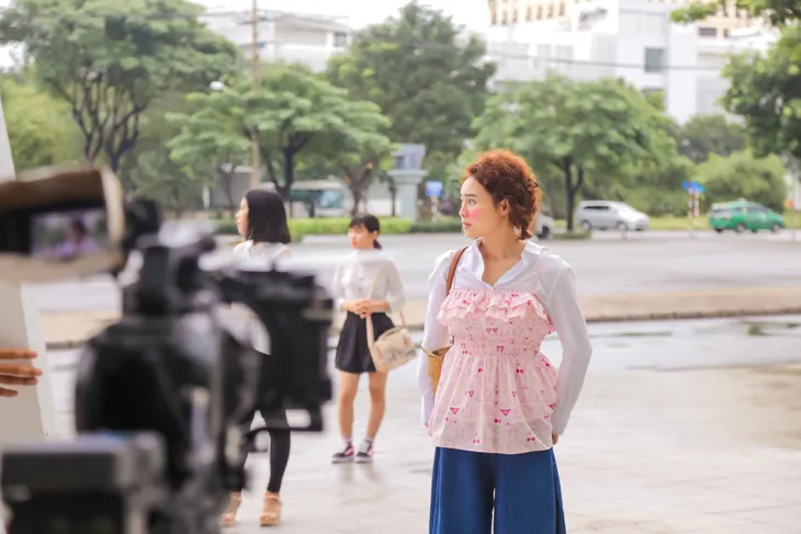 Ninh Dương Lan Ngọc kể khổ vì vai cô nàng xấu xí phim Mối tình đầu của tôi - Ảnh 5. Ninh Dương Lan Ngọc kể khổ vì vai cô nàng xấu xí phim Mối tình đầu của tôi - Ảnh 5.