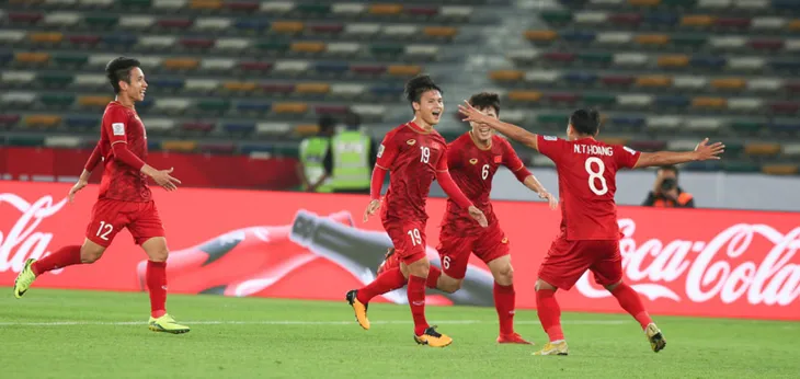 Asian Cup 2019: HLV Park Hang Seo đặt mục tiêu ĐT Việt Nam có điểm trước ĐT Iran - Ảnh 2. Asian Cup 2019: HLV Park Hang Seo đặt mục tiêu ĐT Việt Nam có điểm trước ĐT Iran - Ảnh 2.