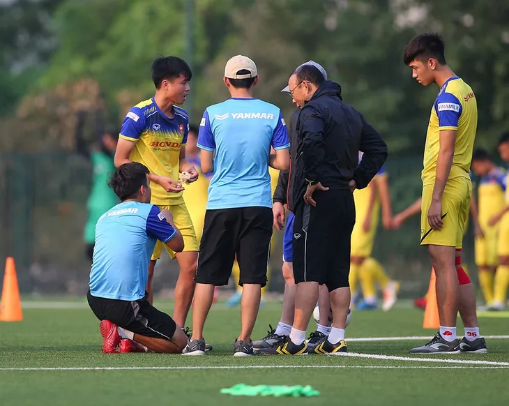 Đội ngũ hậu cần hùng hậu cùng U22 Việt Nam chinh phục HCV SEA Games 30 - Ảnh 1. Đội ngũ hậu cần hùng hậu cùng U22 Việt Nam chinh phục HCV SEA Games 30 - Ảnh 1.