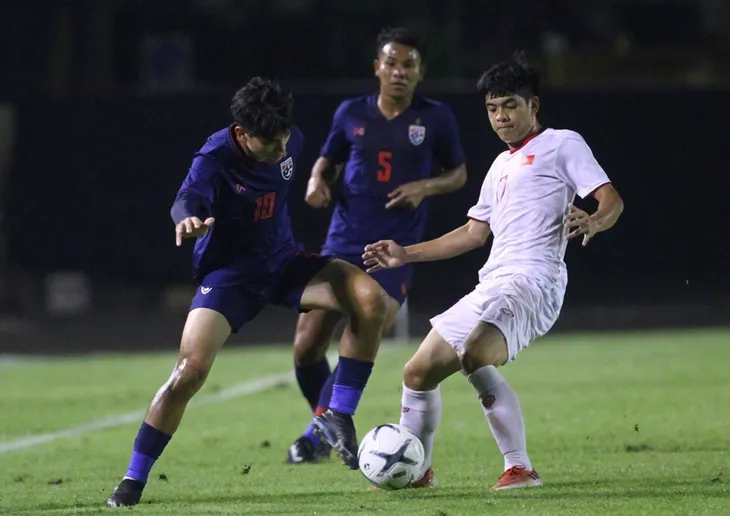 U19 Thái Lan 0-1 U19 Việt Nam: Chiến thắng phút bù giờ - Ảnh 1. U19 Thái Lan 0-1 U19 Việt Nam: Chiến thắng phút bù giờ - Ảnh 1.