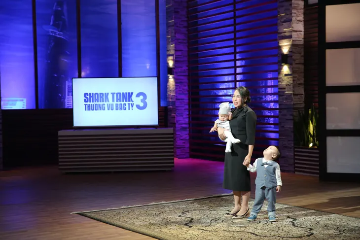 Shark Tank Việt Nam: “Mẹ bỉm sữa” khiến Shark Việt, Linh tranh giành rót 5 tỷ đồng - Ảnh 1. Shark Tank Việt Nam: “Mẹ bỉm sữa” khiến Shark Việt, Linh tranh giành rót 5 tỷ đồng - Ảnh 1.