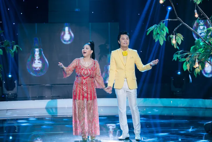 “Nữ hoàng rock” Ngọc Ánh tái hiện thời hoàng kim trong 60 phút rực rỡ - Ảnh 1. “Nữ hoàng rock” Ngọc Ánh tái hiện thời hoàng kim trong 60 phút rực rỡ - Ảnh 1.