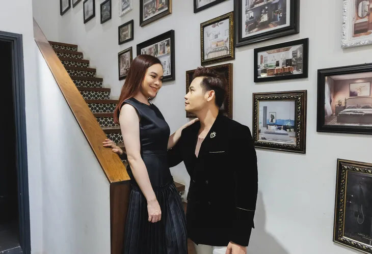 MC Hồng Phúc và diễn viên Quỳnh Phượng tung bộ ảnh kỉ niệm 20 năm bên nhau ngọt ngào - Ảnh 4. MC Hồng Phúc và diễn viên Quỳnh Phượng tung bộ ảnh kỉ niệm 20 năm bên nhau ngọt ngào - Ảnh 4.