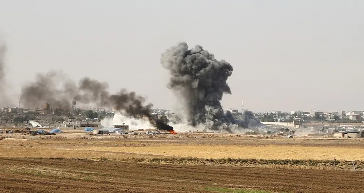 Người Kurd bắt tay với chính phủ Syria - Bước ngoặt mới trong cuộc chiến - Ảnh 2. Người Kurd bắt tay với chính phủ Syria - Bước ngoặt mới trong cuộc chiến - Ảnh 2.