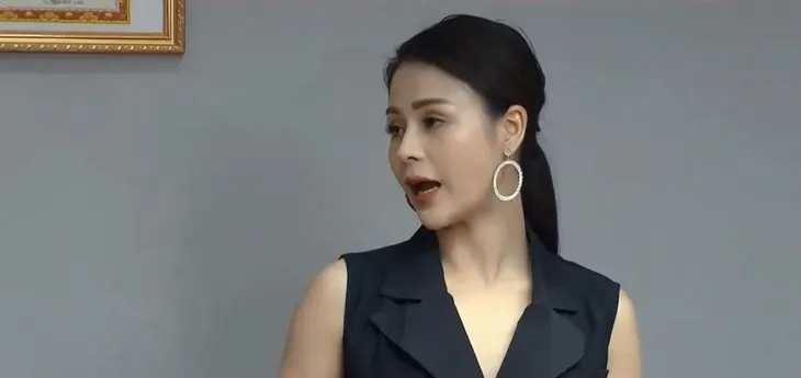 Những nhân viên gương mẫu - Tập 40: Liên bật lại Nguyệt không tí kiêng nể - Ảnh 2. Những nhân viên gương mẫu - Tập 40: Liên bật lại Nguyệt không tí kiêng nể - Ảnh 2.