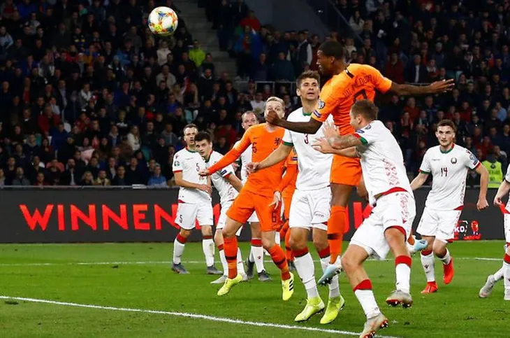 ĐT Belarus 1-2 ĐT Hà Lan: 3 điểm kịch tính (Bảng C, Vòng loại EURO 2020) - Ảnh 1. ĐT Belarus 1-2 ĐT Hà Lan: 3 điểm kịch tính (Bảng C, Vòng loại EURO 2020) - Ảnh 1.
