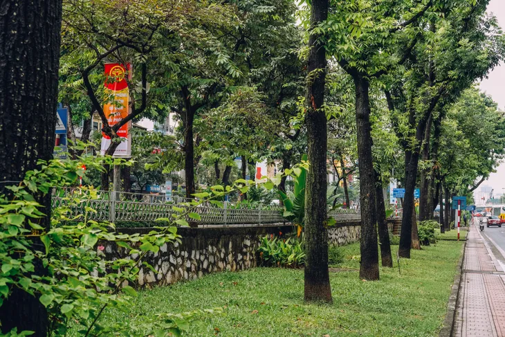 Những điểm check-in để có bộ ảnh đậm chất thu Hà Nội - Ảnh 2.