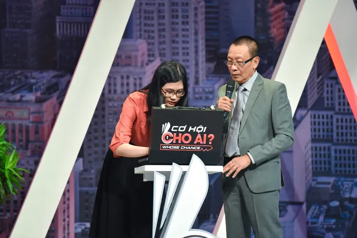 Cơ hội cho ai: Chân dung nữ ứng viên khiến Sếp Hà ngưỡng mộ vì lý lịch khủng - Ảnh 3. Cơ hội cho ai: Chân dung nữ ứng viên khiến Sếp Hà ngưỡng mộ vì lý lịch khủng - Ảnh 3.